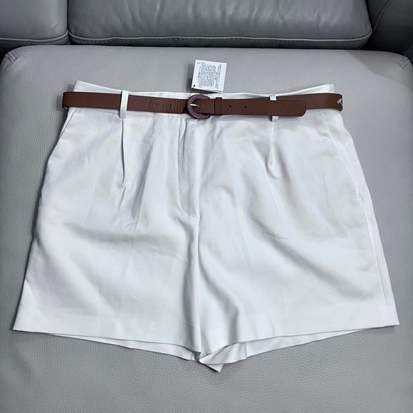 NWT - Zara Women’s Short with Belt - Made in Spain - Size XL - Picture 2 of 10